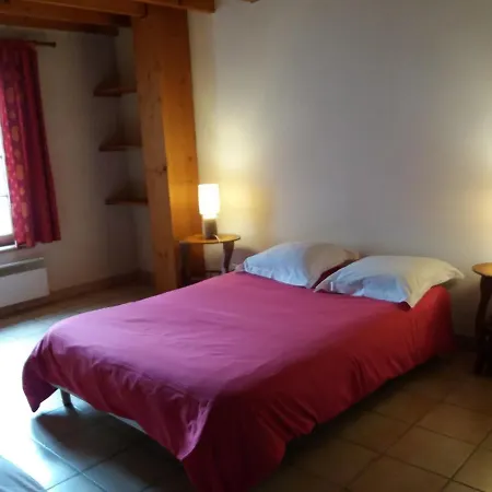Le Domaine Du Cellier Bed & Breakfast *
